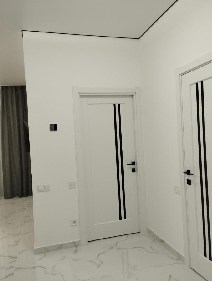 Apartment елітна квартира-студія . *